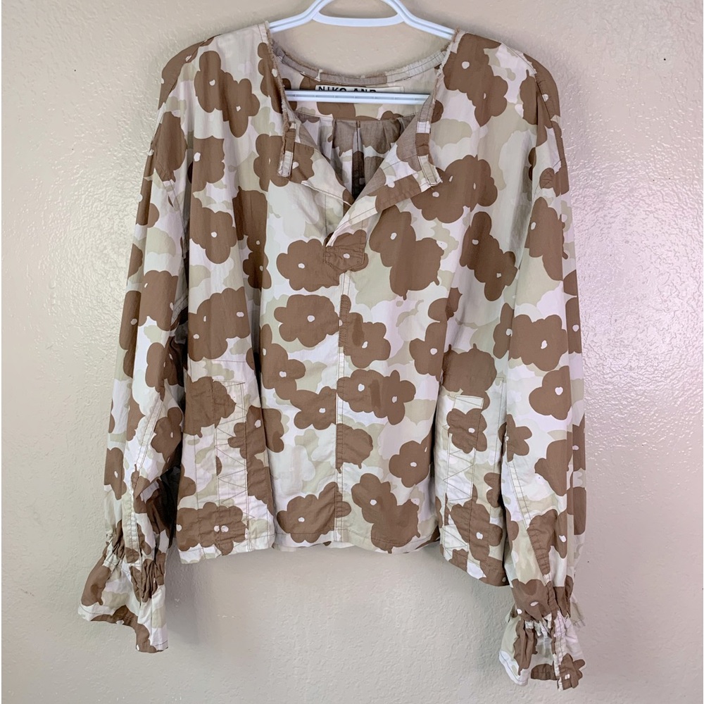 NIKO AND Forest Fairy Floral Balloon Sleeve Tie Wrist Oversized Blouse